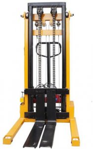 Штабелер гидравлический с электроподъемом 1.5 т 1.6 м TOR TSW с лебедкой и пультом